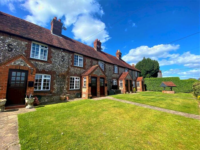 2 Bedroom Terraced House To Rent In Orchard Way, Wheeler End, High Wycombe, HP14