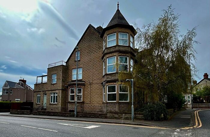 2 Bedroom Flat To Rent In The Crescent, Dunston, Gateshead, NE11