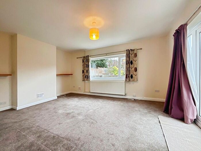 3 Bedroom Detached Bungalow To Rent In Lincoln Road, Washingborough, LN4