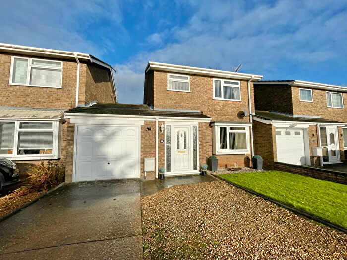 3 Bedroom Link Detached House For Sale In Bush Lane, Wisbech, PE13