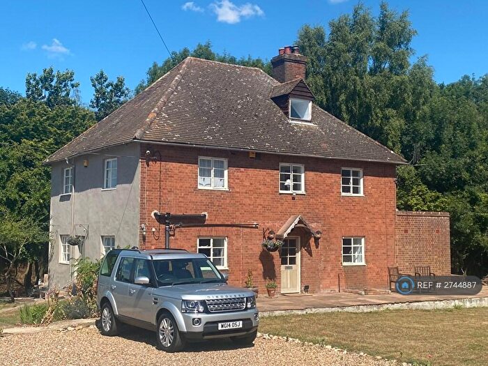 4 Bedroom Detached House To Rent In Tower Hill Lane, St. Albans, AL4