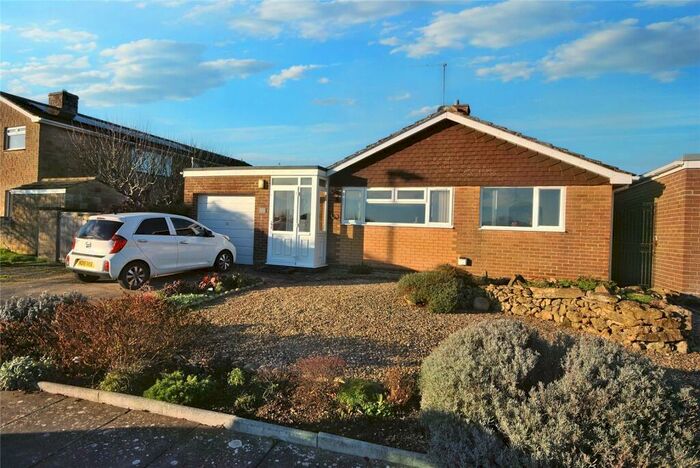 2 Bedroom Bungalow For Sale In Earls Close, Sherborne, DT9
