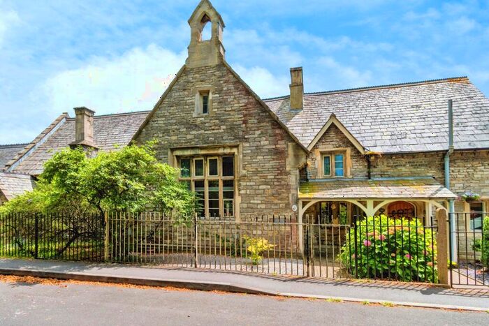 2 Bedroom House To Rent In Peartree Road, Bitterne, SO19