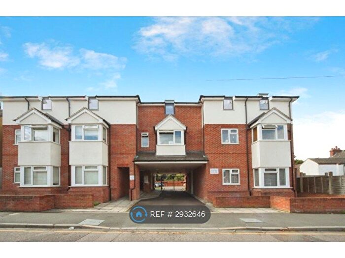 1 Bedroom Flat To Rent In Empire Court, Luton, LU3