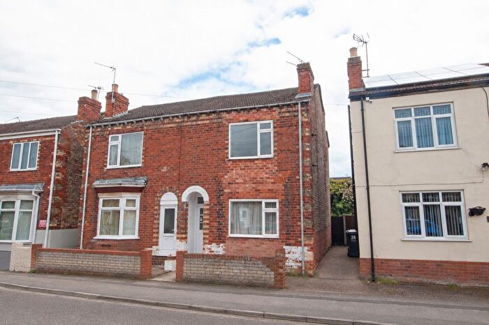 3 Bedroom Semi Detached House For Sale In Lincoln Street, Gainsborough, DN21