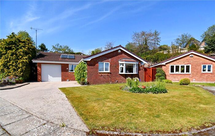 3 Bedroom Bungalow For Sale In Laurelbanks, Heswall, Wirral, CH60