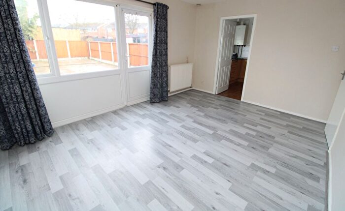 2 Bedroom Flat To Rent In Lon Brynli, Prestatyn, Denbighshire, LL19