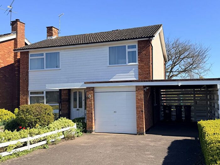 4 Bedroom Detached House For Sale In Magdalen Drive, Woodbridge, IP12
