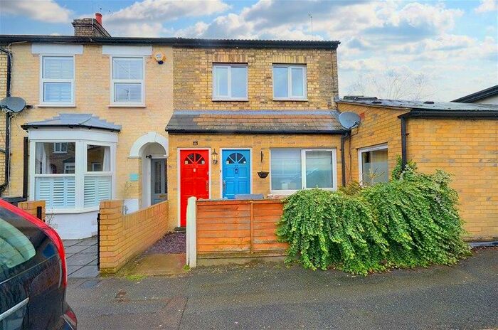 1 Bedroom Maisonette To Rent In Esther Road, Leytonstone, E11