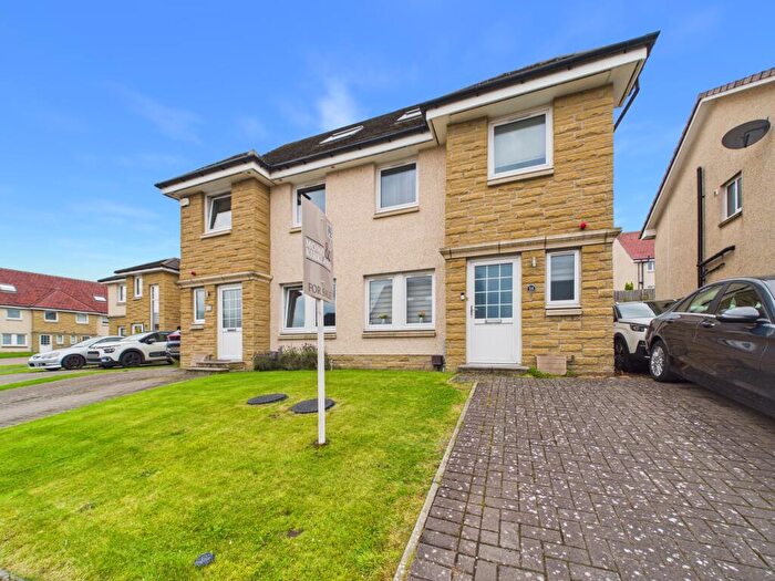4 Bedroom Semi-Detached House For Sale In Balgonie Way, Plains, Airdrie, ML6