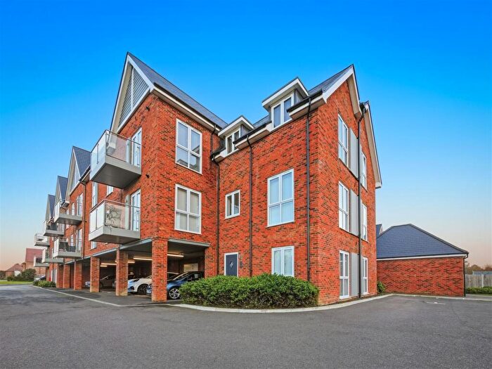 1 Bedroom Apartment For Sale In Steel Close, Herne Bay, CT6