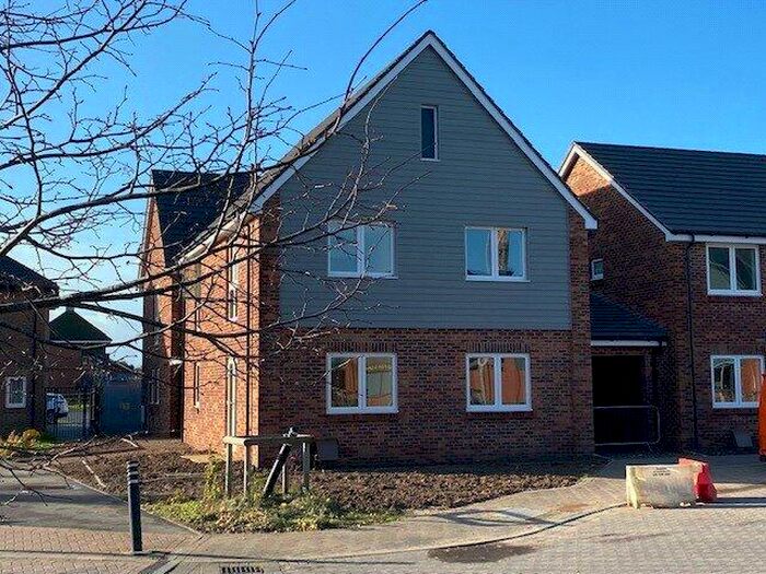 1 Bedroom Apartment To Rent In Abbotswood Common Road, Romsey, Hampshire, SO51