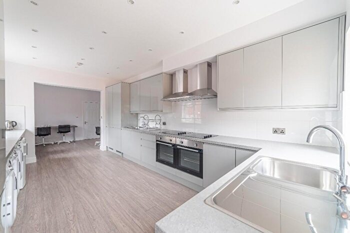 1 Bedroom House Of Multiple Occupation To Rent In Harrow View, Harrow, Middlesex, HA1