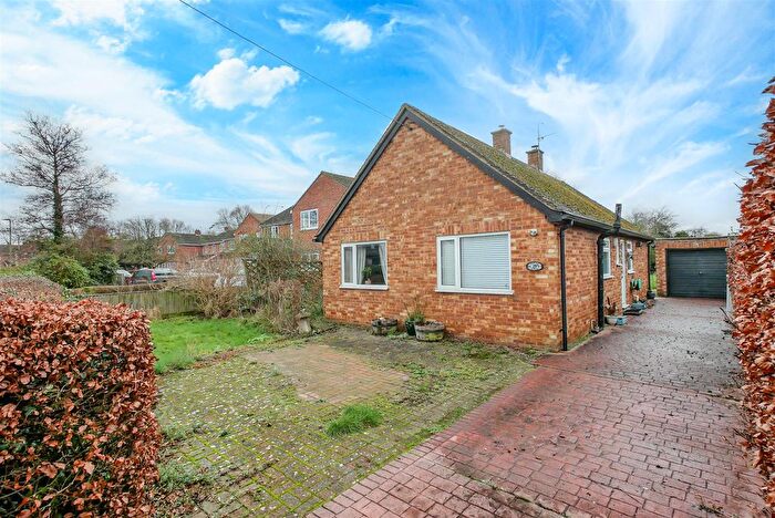 3 Bedroom Detached Bungalow For Sale In Langley Road, Chalgrove, OX44