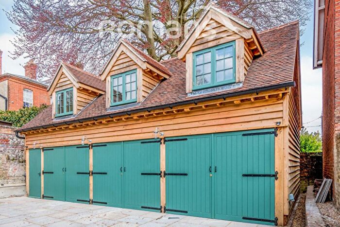 1 Bedroom Apartment To Rent In St. Swithun Street, Winchester, SO23