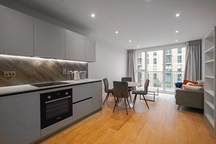 1 Bedroom Apartment To Rent In Horlicks Quarter, Slough, SL1