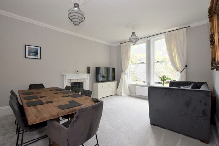 2 Bedroom Apartment To Rent In Weetwood Manor, Weetwood Court, Leeds, LS16