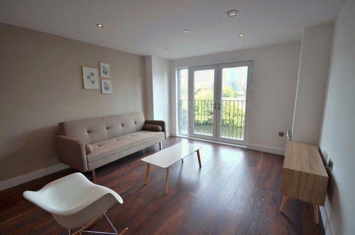 2 Bedroom Apartment To Rent In Wilburn Basin, Ordsall Lane, Salford, M5