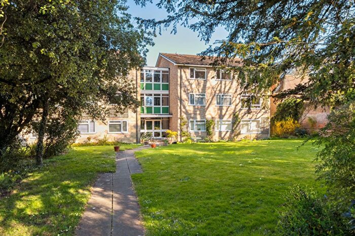 2 Bedroom Flat For Sale In Christchurch Road, Lantern Court Christchurch Road, SO23