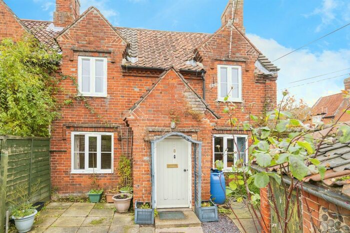 3 Bedroom Property For Sale In The Street, Itteringham, Norwich, NR11
