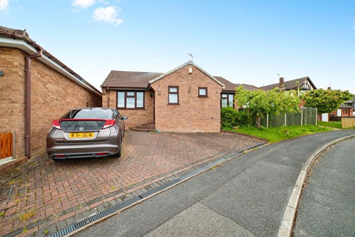 2 Bedroom Detached Bungalow For Sale In Erica Drive, South Normanton, Alfreton, DE55