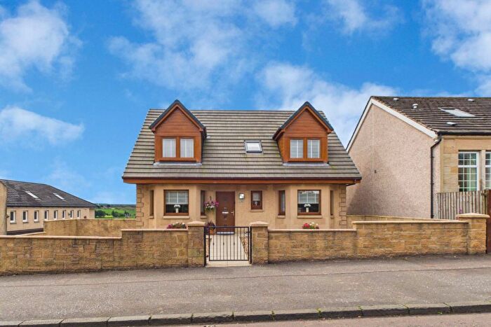 4 Bedroom Detached House For Sale In Station Road, Shotts, ML7