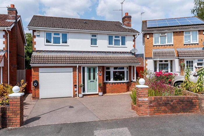 4 Bedroom Detached House For Sale In Birchwood Gardens, Whitchurch, Cardiff, CF14