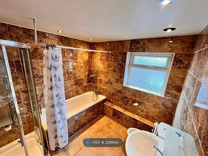 2 Bedroom Semi-Detached House To Rent In King Street, Radcliffe, Manchester, M26