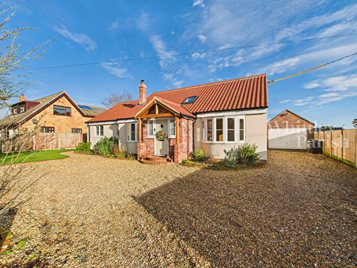 4 Bedroom Detached House For Sale In North Green Road, Pulham St Mary, IP21