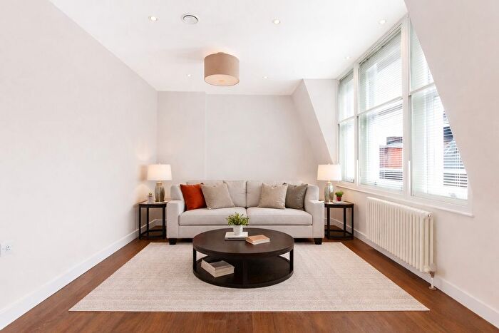 2 Bedroom Flat To Rent In Lisle Street, London, Soho, WC2H