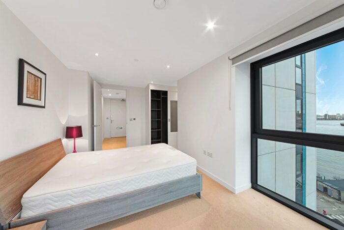 1 Bedroom Flat To Rent In Horizons Tower, Yabsley Street, Canary Wharf, London, E14
