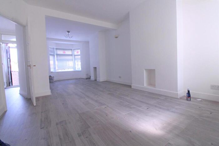 3 Bedroom Terraced House To Rent In Catisfield Road, Enfield Lock, EN3