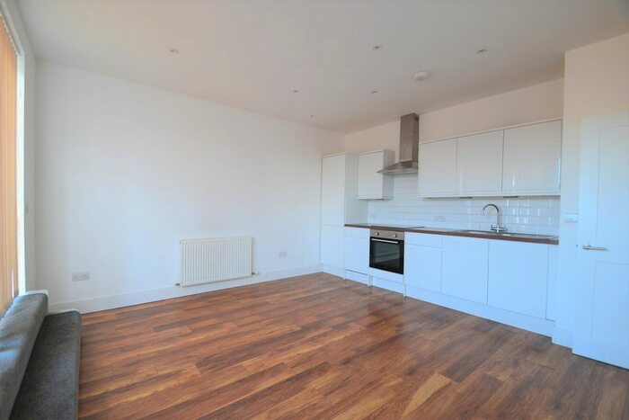 1 Bedroom Flat To Rent In High Street, Harrow HA3