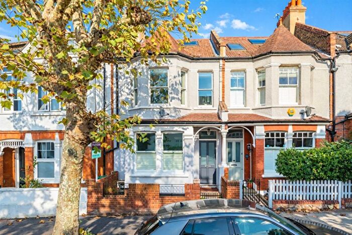 4 Bedroom Property For Sale In Brudenell Road, Tooting, SW17