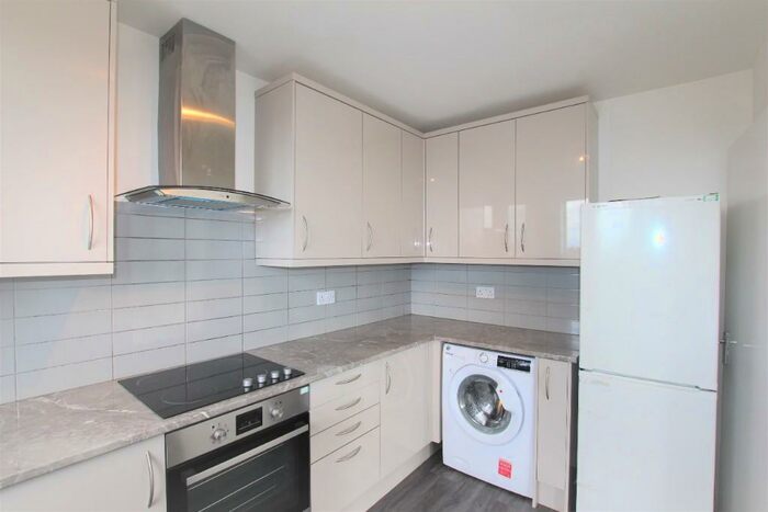 1 Bedroom Flat To Rent In Tavistock Road, Croydon, London, CR0