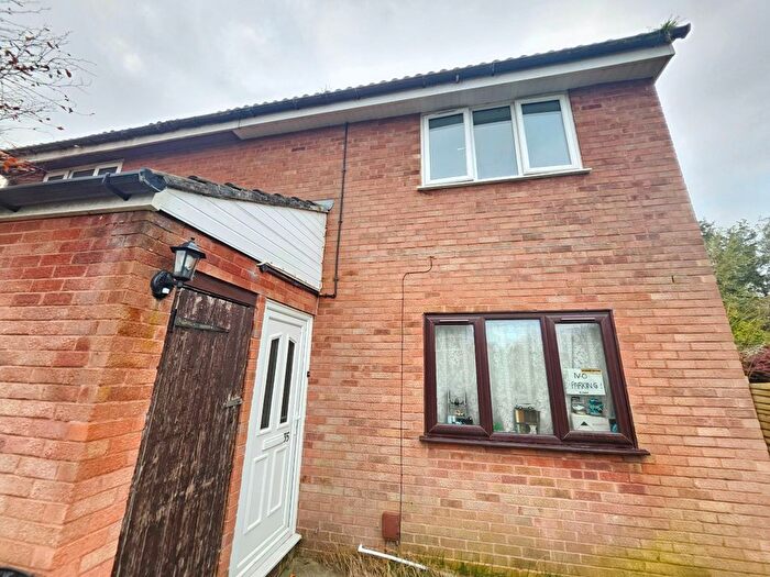 1 Bedroom Flat To Rent In Warren Drive, Thurmaston, Leicester, LE4