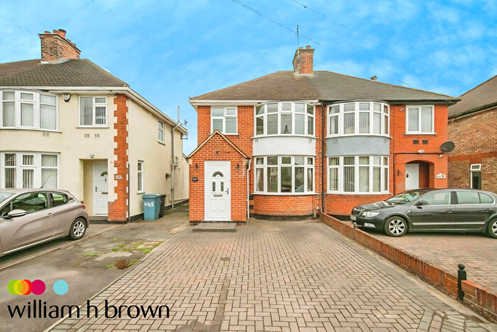 3 Bedroom Semi-Detached House To Rent In Heath Road, Ipswich, IP4