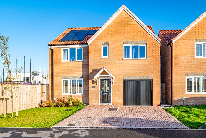 5 Bedroom Detached House For Sale In Bracken Way, Selby, YO8