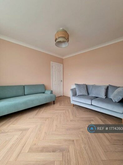 3 Bedroom Semi-Detached House To Rent In Tile Hill Lane, Coventry, CV4