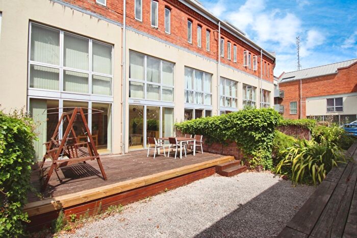 1 Bedroom Flat For Sale In Electric Wharf, Coventry, CV1