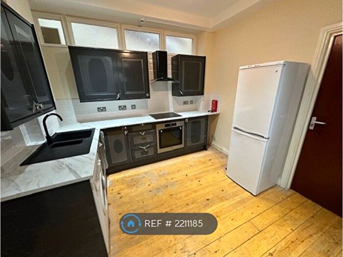 4 Bedroom Maisonette To Rent In Chelsea Road, Bristol, BS5