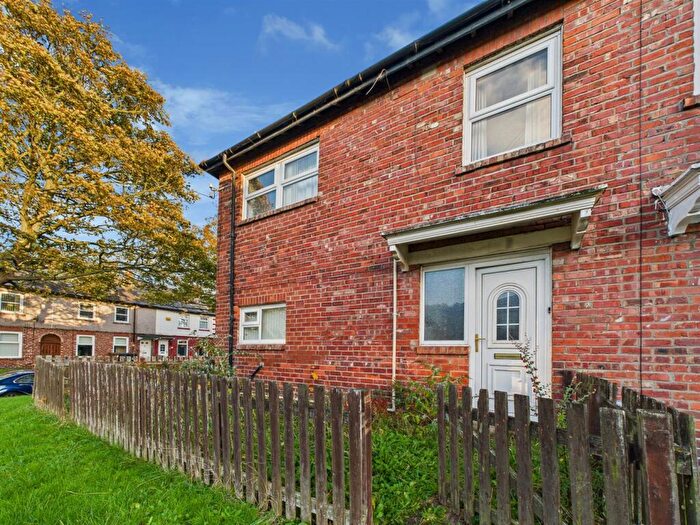 2 Bedroom End Of Terrace House For Sale In Sycamore Avenue, Whitley Bay, NE25