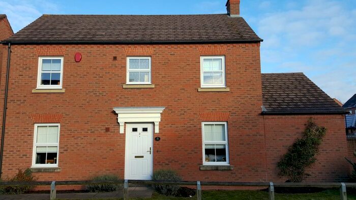3 Bedroom Detached House To Rent In Thropp Close, Lichfield, Staffordshire, WS13