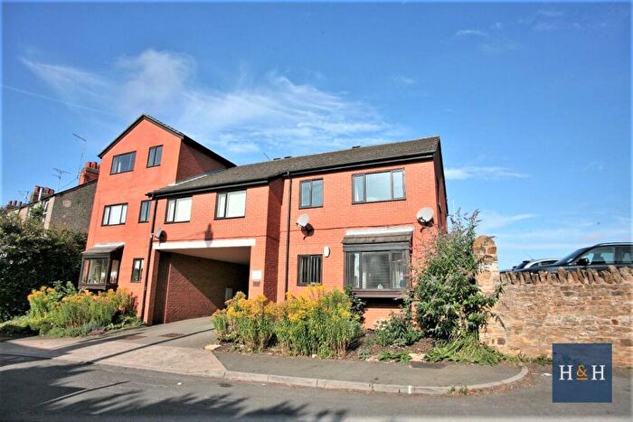 1 Bedroom Apartment To Rent In Manor Road, Kingsthorpe Village -, NN2
