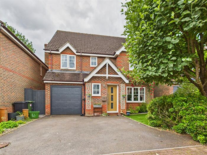 4 Bedroom Detached House For Sale In Mallard Way, Aldermaston, RG7