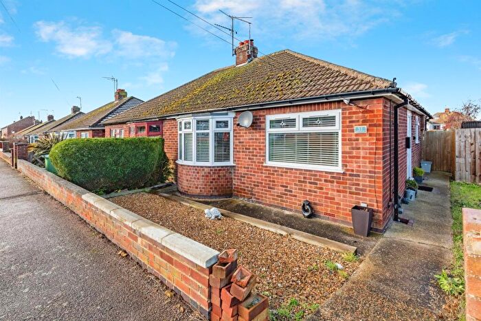 2 Bedroom Semi-Detached Bungalow For Sale In Oxford Street, Finedon, NN9