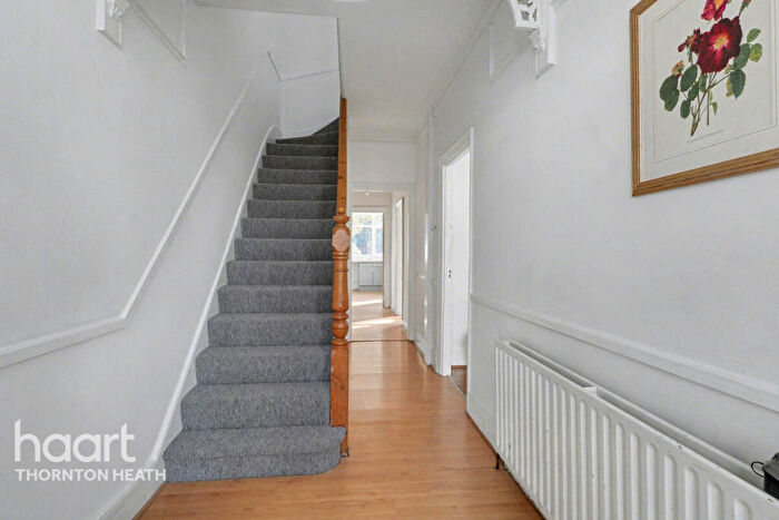 3 Bedroom Semi Detached House For Sale In Stratford Road, Thornton Heath, CR7