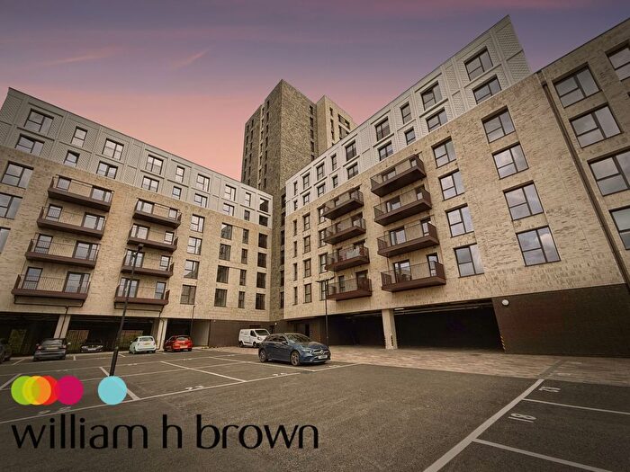 2 Bedroom Flat To Rent In Burnt Mill, Harlow, CM20