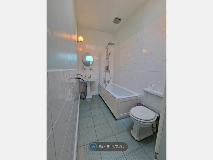 4 Bedroom Terraced House To Rent In Belgrave Crescent, Bath, BA1