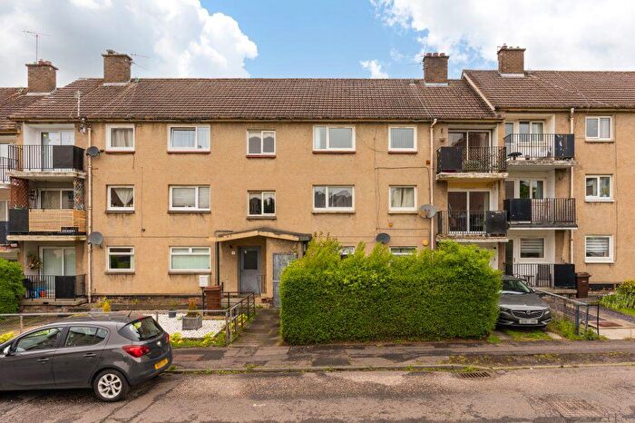2 Bedroom Flat For Sale In / Essendean Place, Edinburgh, EH4